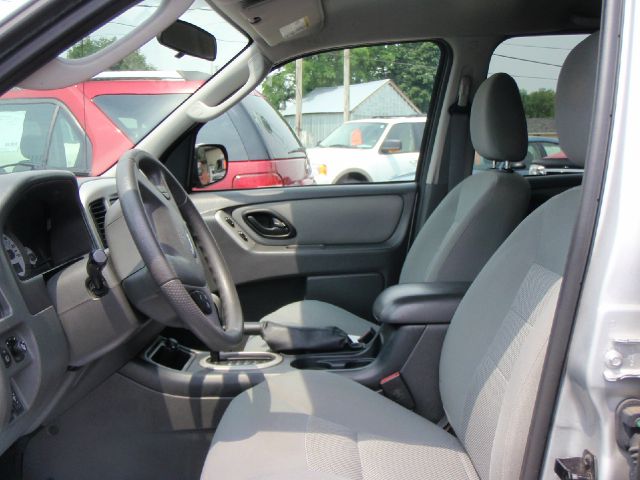 2006 Ford Escape SL 4x4 Regular Cab