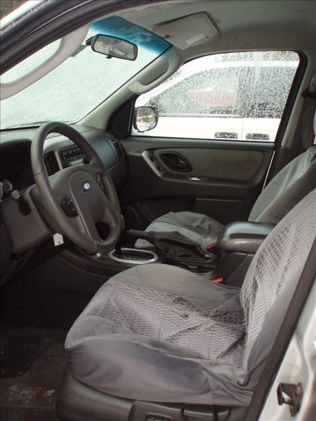 2006 Ford Escape ESi