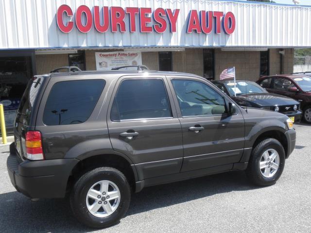 2006 Ford Escape Unknown