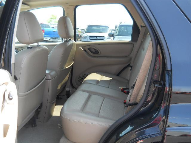 2007 Ford Escape SLT 25