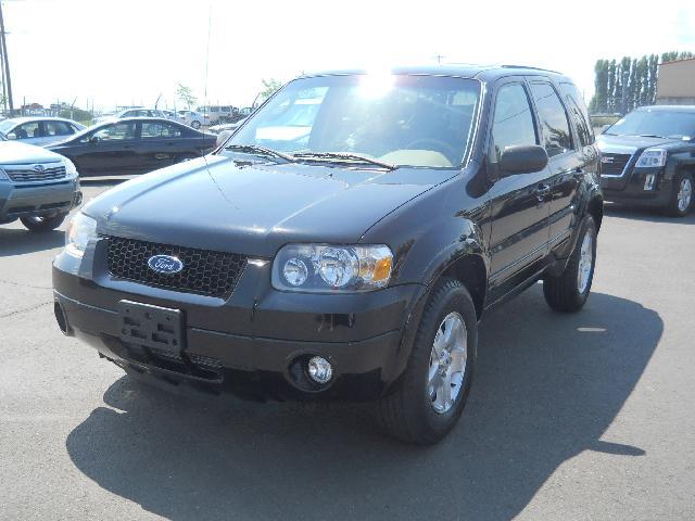 2007 Ford Escape SLT 25