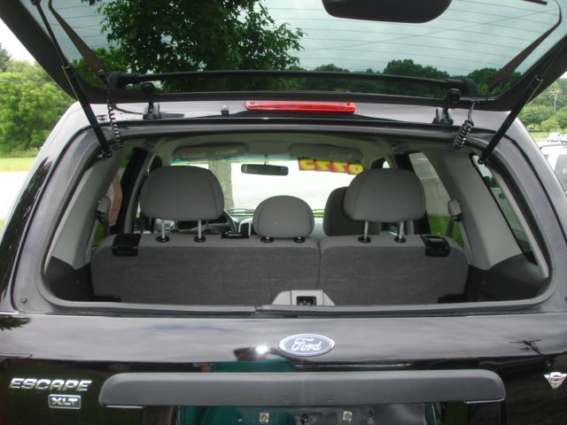 2007 Ford Escape ESi