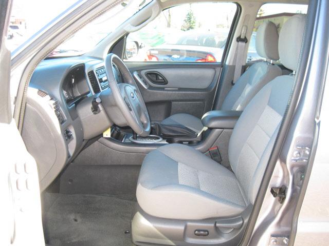 2007 Ford Escape ESi