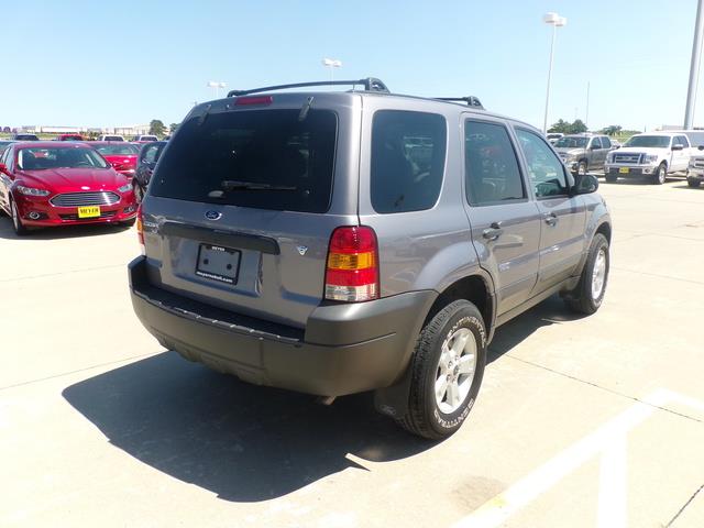 2007 Ford Escape ESi