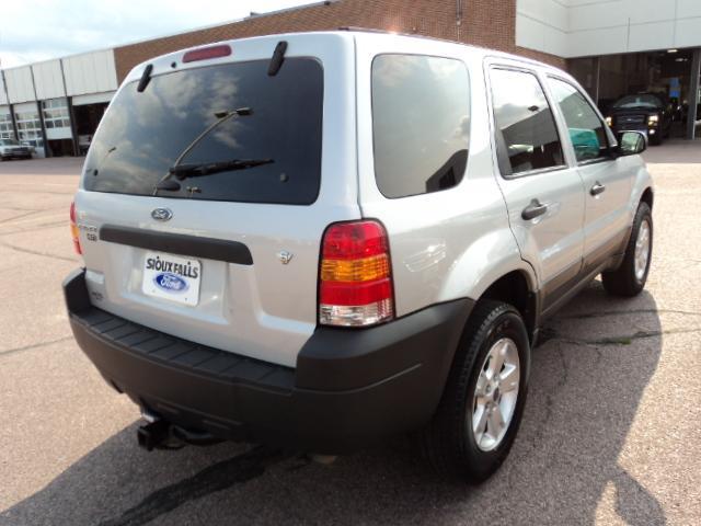 2007 Ford Escape ESi