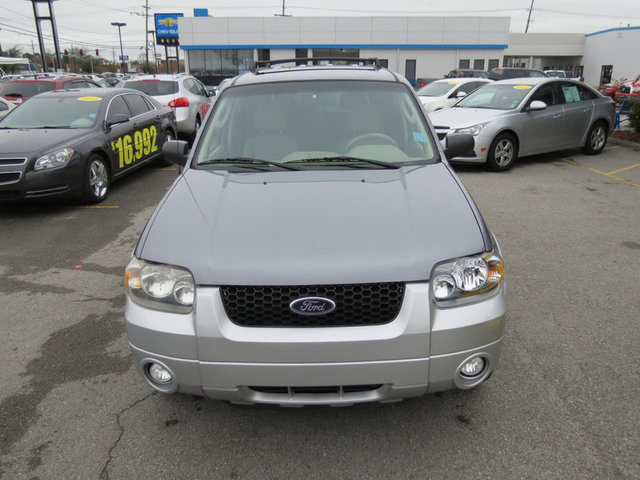 2007 Ford Escape ESi