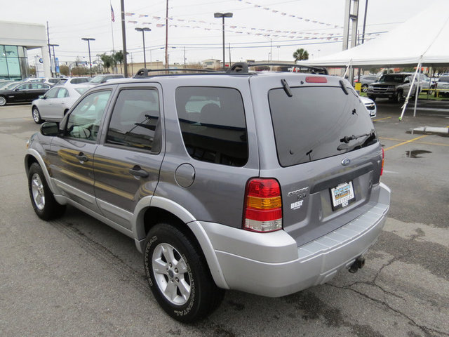 2007 Ford Escape ESi