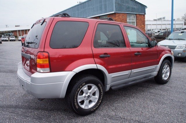 2007 Ford Escape ESi