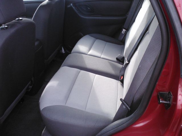 2007 Ford Escape Reg Cab 159.5 WB C5B