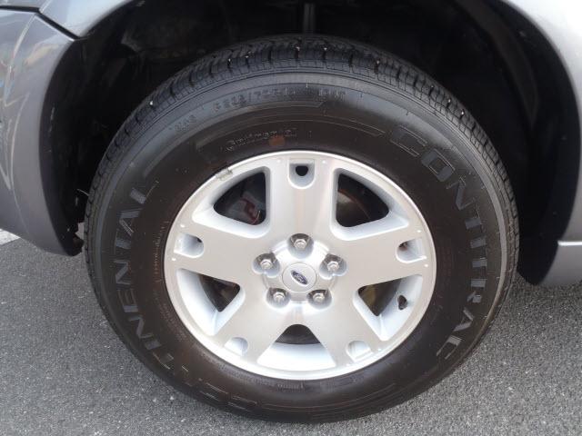 2007 Ford Escape SLT 25