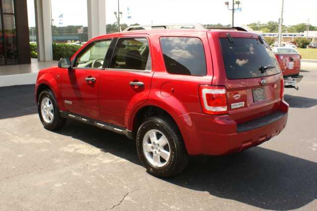 2008 Ford Escape ESi