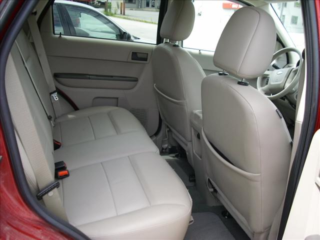 2008 Ford Escape ESi