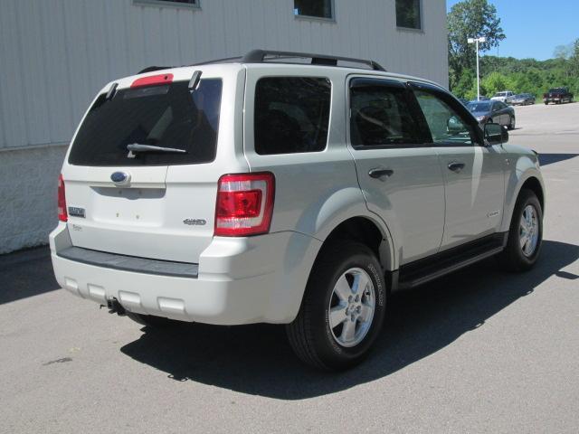 2008 Ford Escape ESi