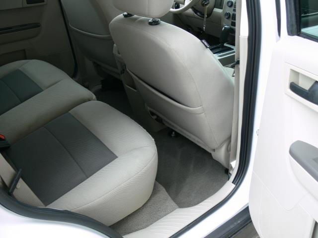 2008 Ford Escape ESi