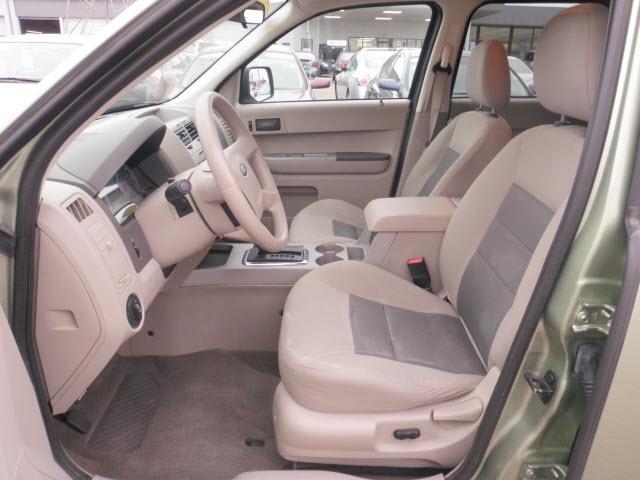 2008 Ford Escape ESi