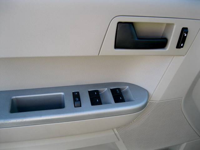 2008 Ford Escape ESi