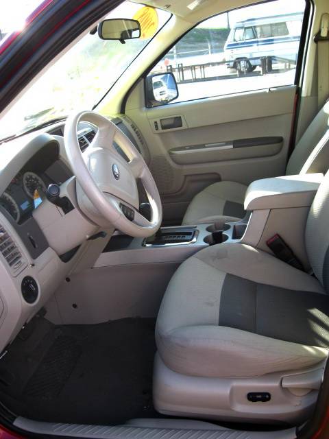 2008 Ford Escape ESi
