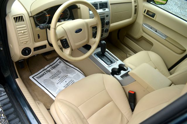 2008 Ford Escape LX Auto V6