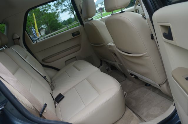 2008 Ford Escape LX Auto V6