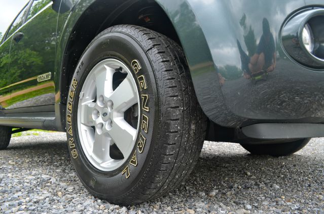 2008 Ford Escape LX Auto V6