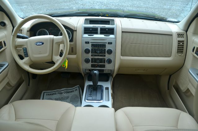 2008 Ford Escape LX Auto V6