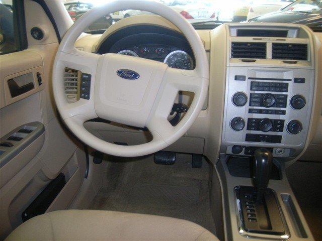 2008 Ford Escape ESi