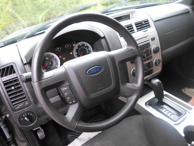 2008 Ford Escape LX Auto V6