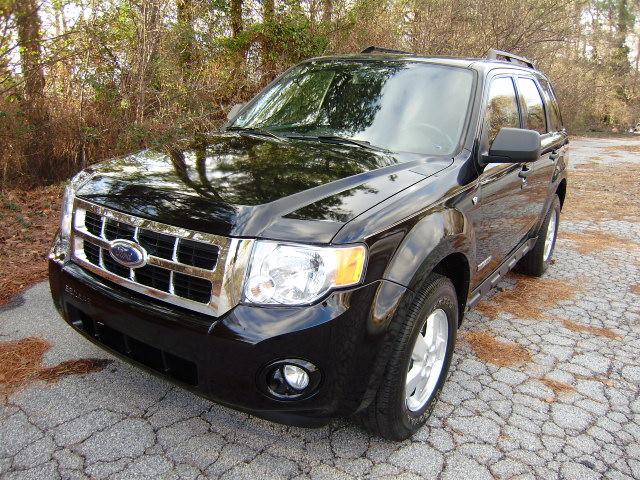 2008 Ford Escape 15 Passenger Bus