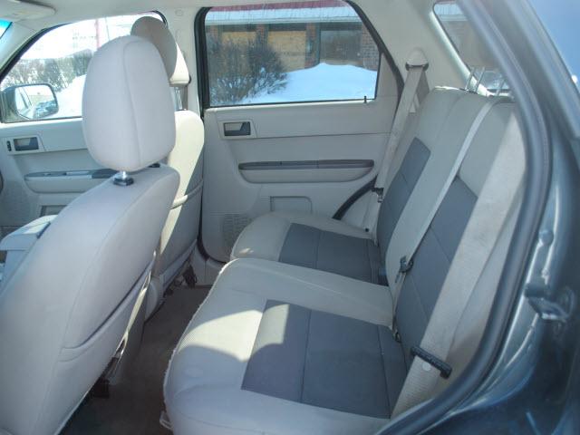 2008 Ford Escape ESi