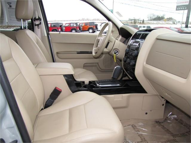 2008 Ford Escape SLT 25