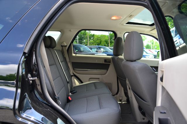 2009 Ford Escape LX Auto V6