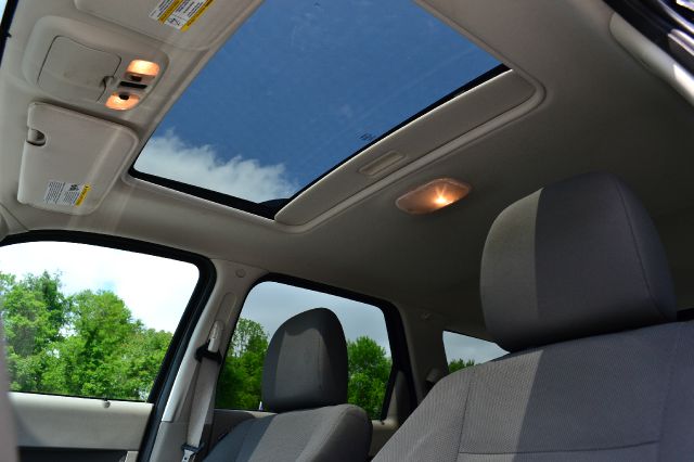 2009 Ford Escape LX Auto V6