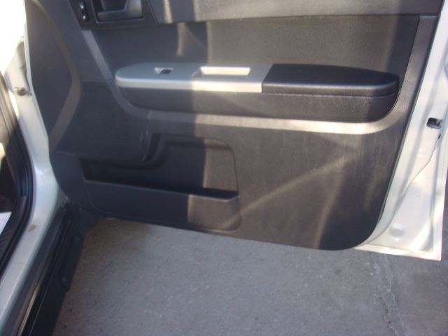 2009 Ford Escape XLT Xcab5.4