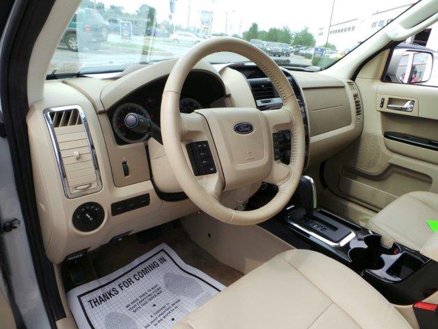 2009 Ford Escape SLT 25