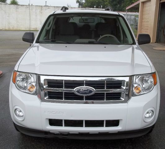 2009 Ford Escape 31 FOOT