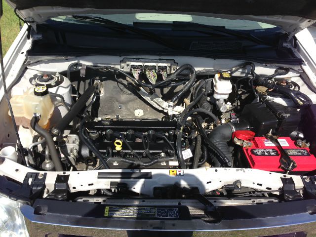 2009 Ford Escape XLT Xcab5.4