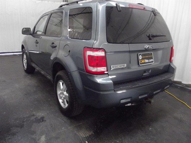 2010 Ford Escape ESi