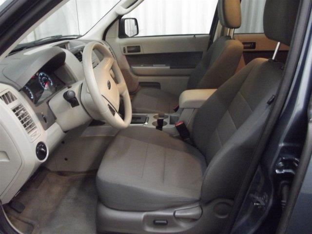 2010 Ford Escape ESi