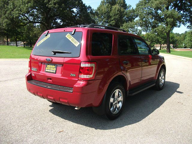 2010 Ford Escape 31 FOOT