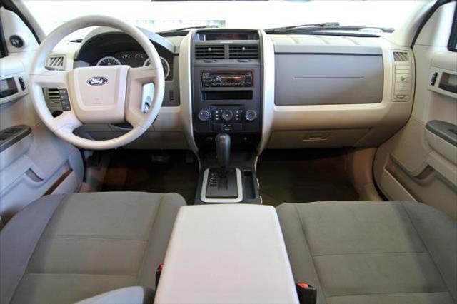 2010 Ford Escape Unknown