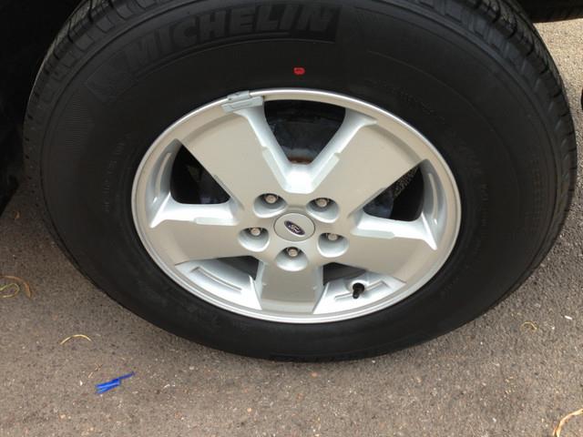 2010 Ford Escape ESi