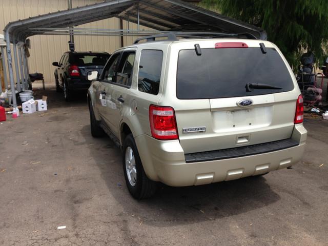 2010 Ford Escape ESi