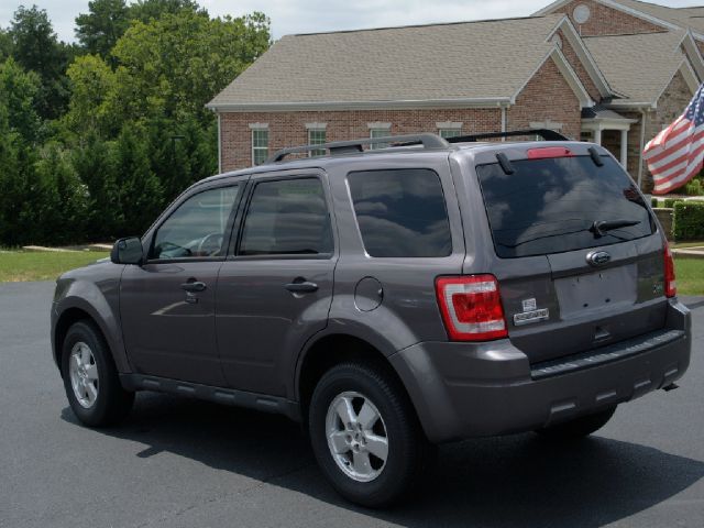2010 Ford Escape 31 FOOT