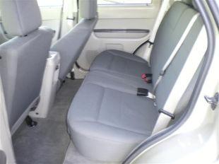 2010 Ford Escape XLS