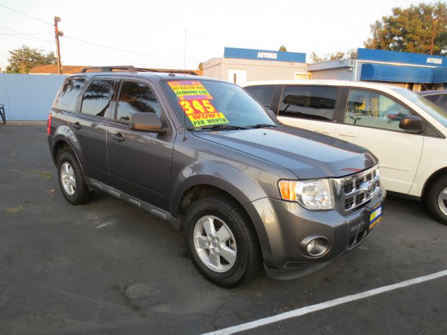 2010 Ford Escape 31 FOOT