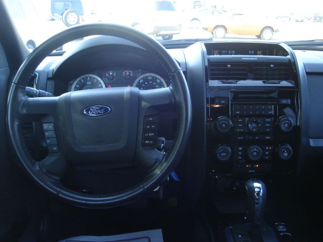 2011 Ford Escape Super