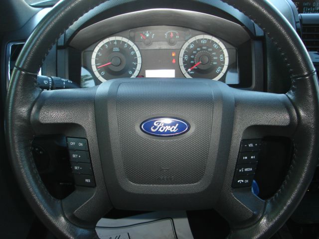 2011 Ford Escape Super