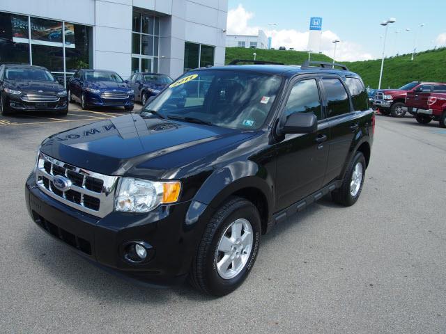 2011 Ford Escape ESi