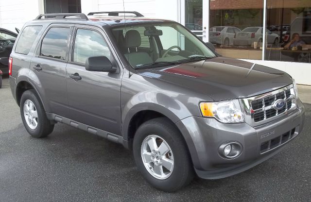 2011 Ford Escape ESi