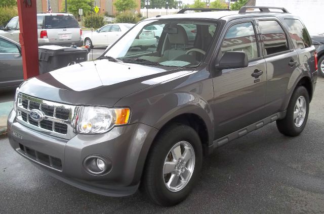 2011 Ford Escape ESi